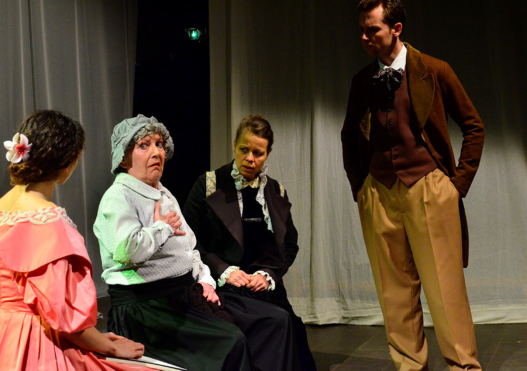 Bühnenfoto »Die Frau in Weiß«